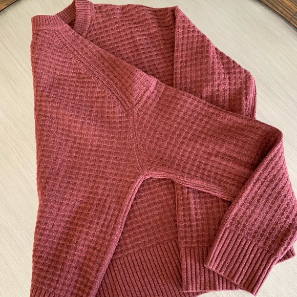 Everlane Belgium Waffle Henley Sweater ReCashmere Rust Red Sold Out Sz S - Picture 5 of 13